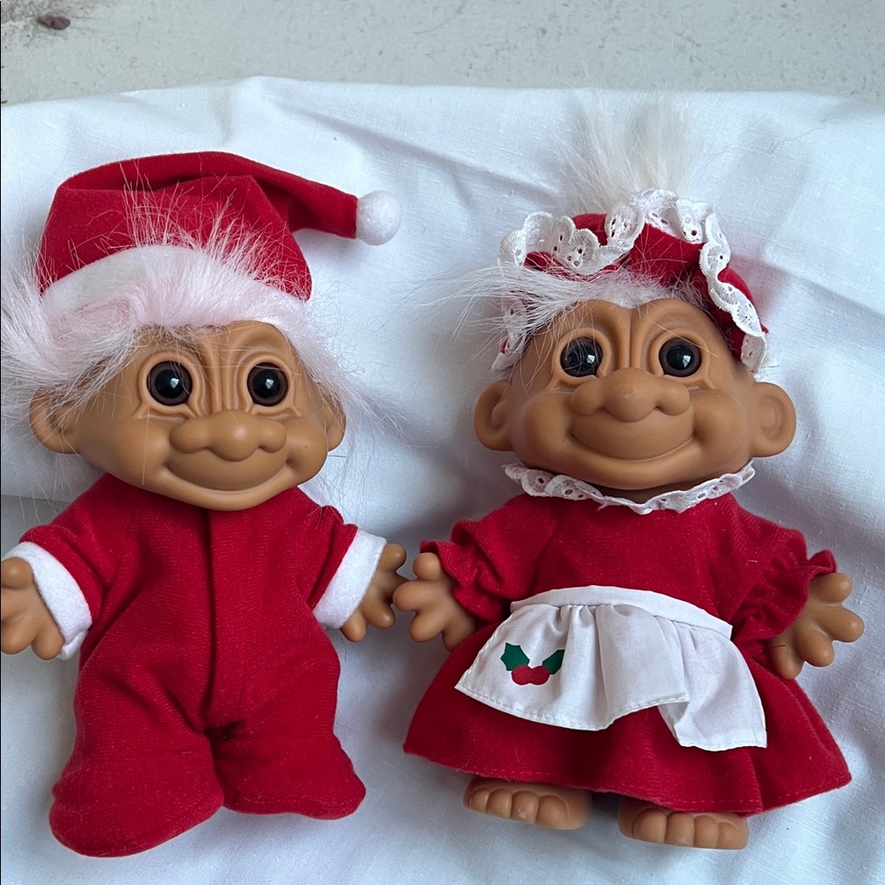 Festive Red Troll Dolls Set